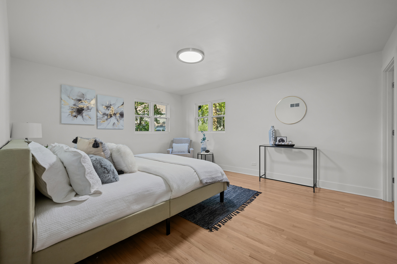 1405 N West Street, Naperville, IL 60563