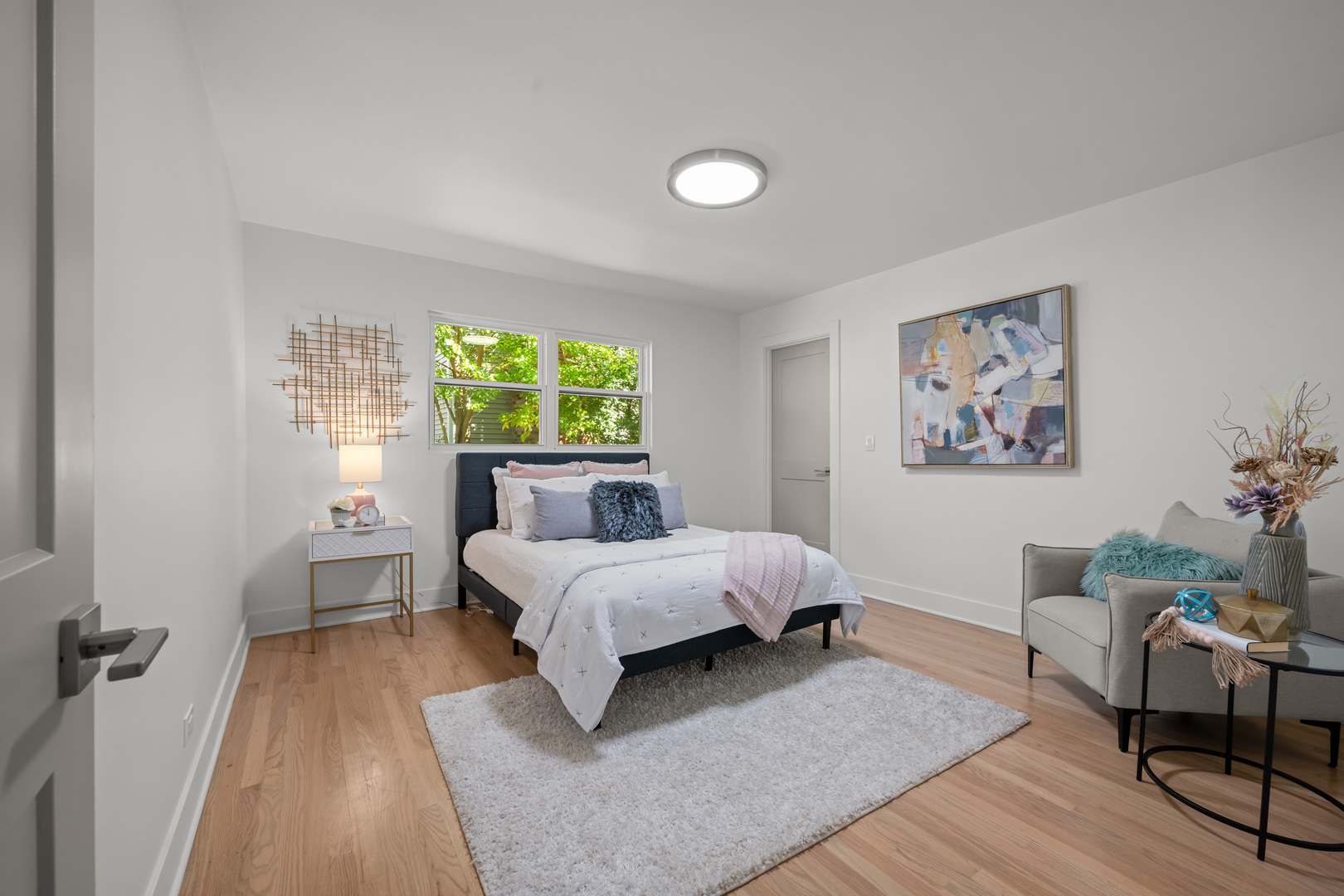 1405 N West Street, Naperville, IL 60563