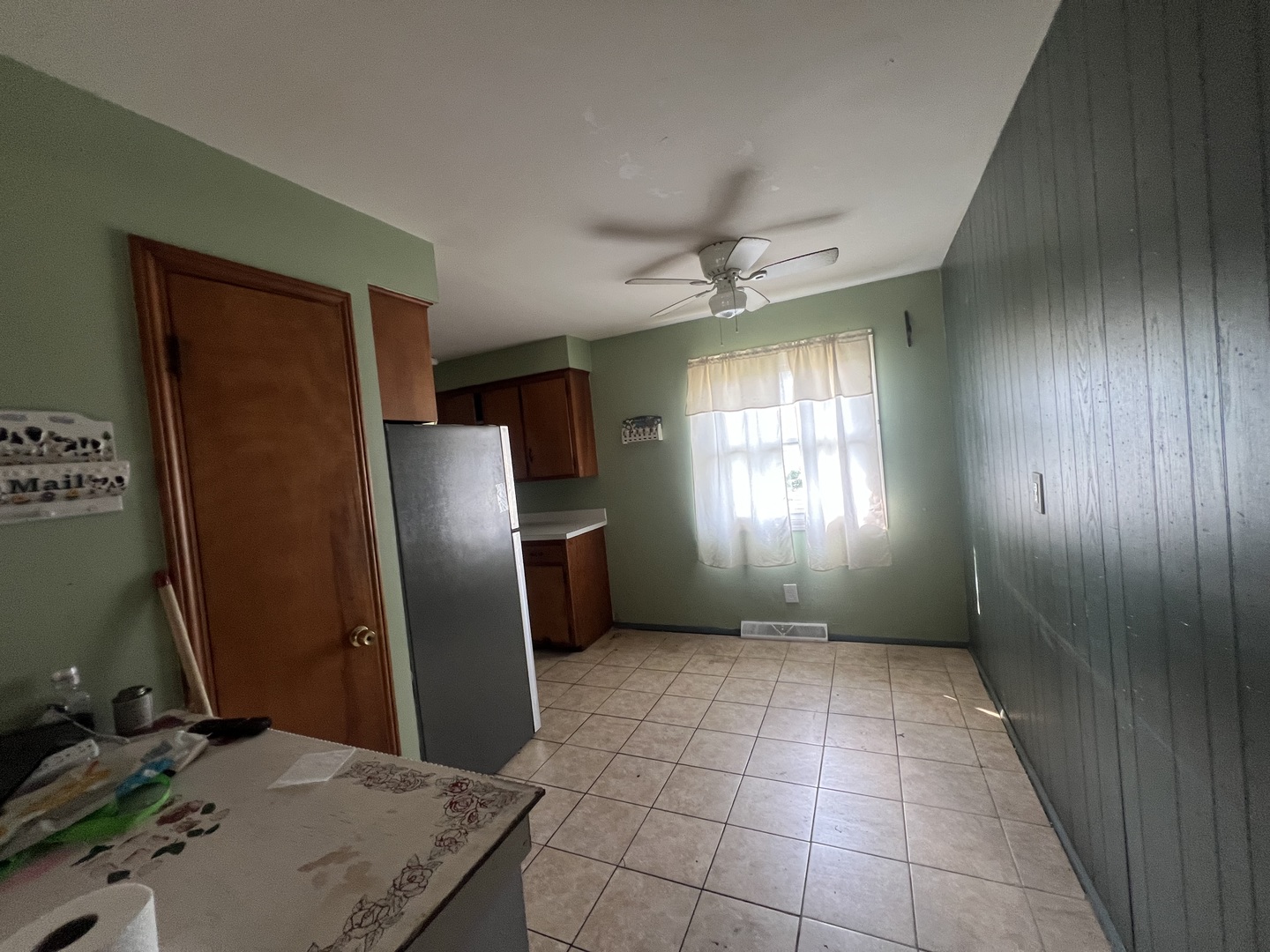 18446 Glen Oak Avenue, Lansing, IL 60438