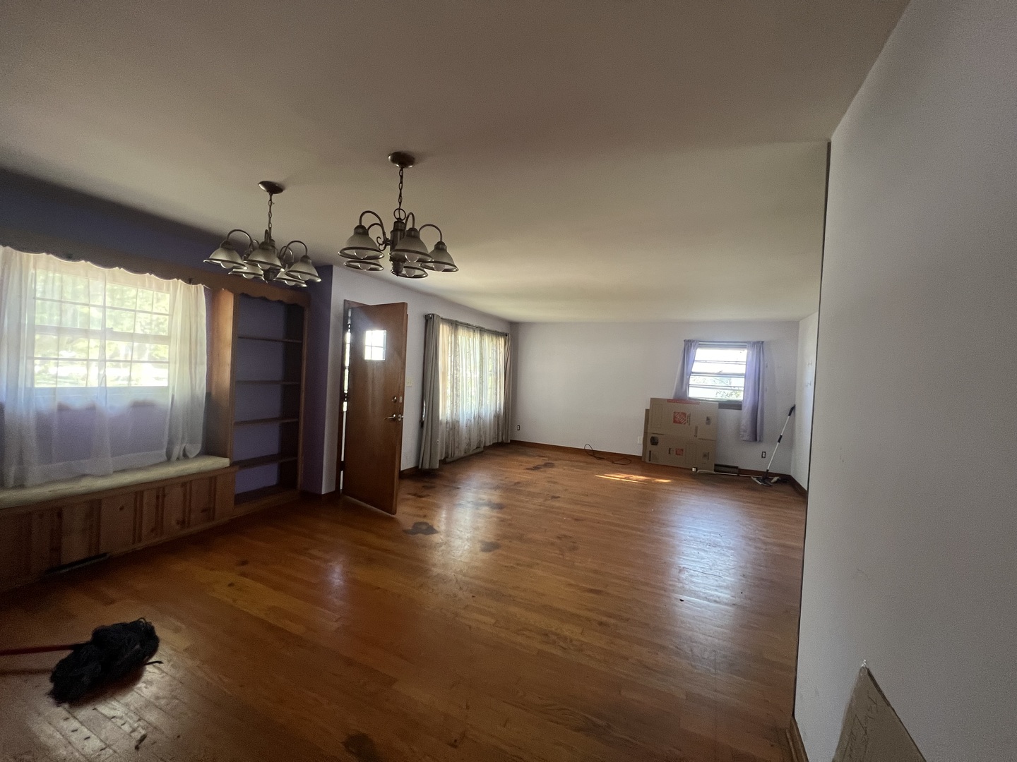18446 Glen Oak Avenue, Lansing, IL 60438