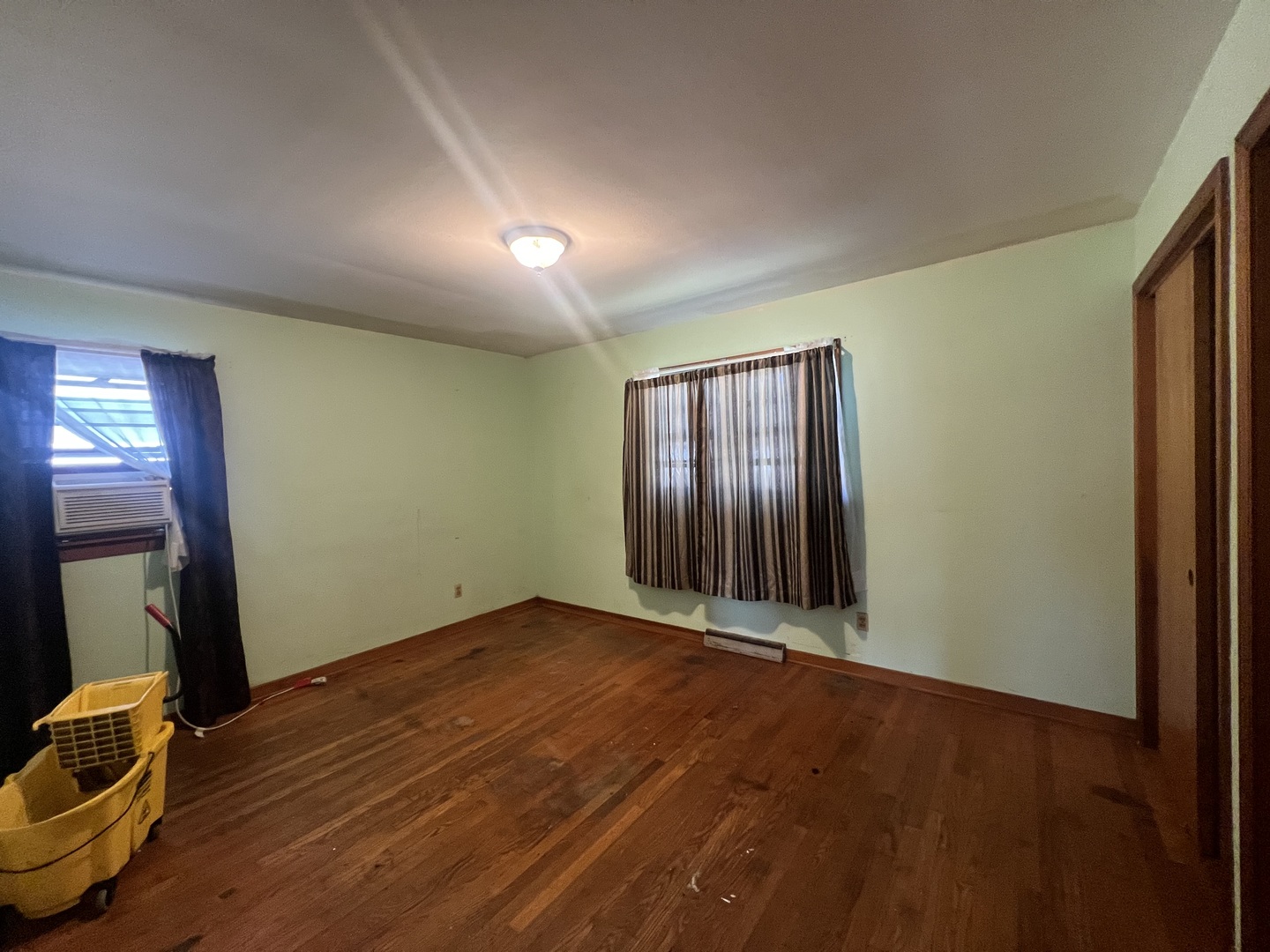 18446 Glen Oak Avenue, Lansing, IL 60438
