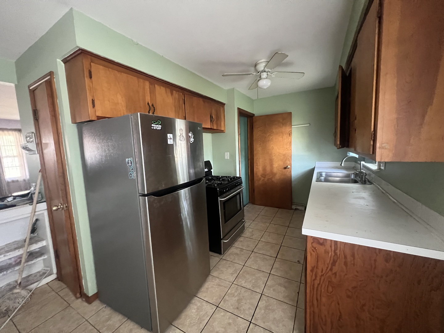 18446 Glen Oak Avenue, Lansing, IL 60438