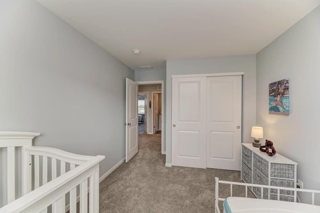 126 Kingsport Drive, South Elgin, IL 60177