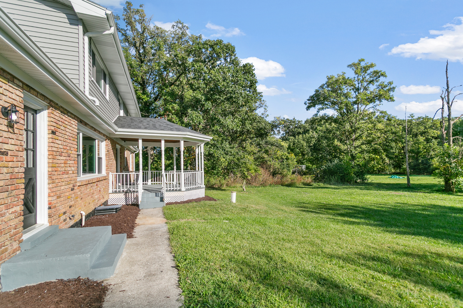 1535 W Norfolk Road, Crete, IL 60417