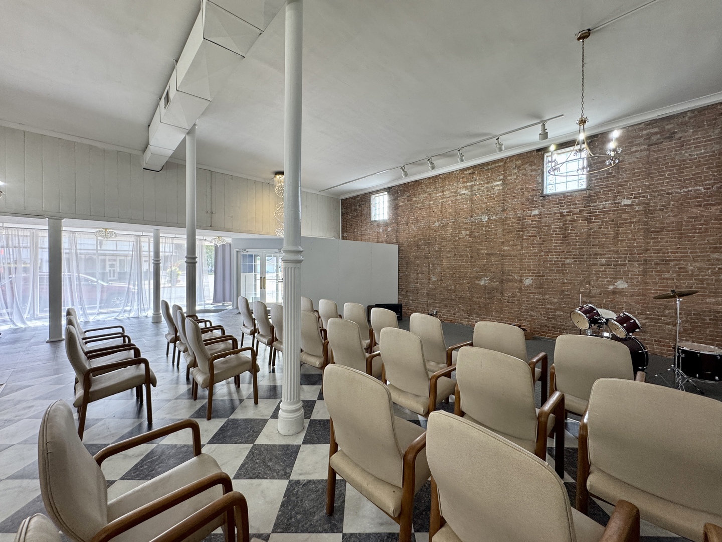 902 N Main Street, Princeton, IL 61356