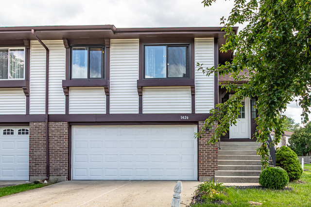 1426 Chippewa Trail #142, Wheeling, IL 60090