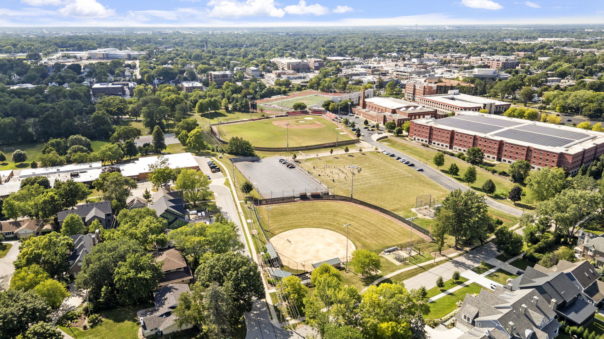 438 S Wright Street, Naperville, IL 60540