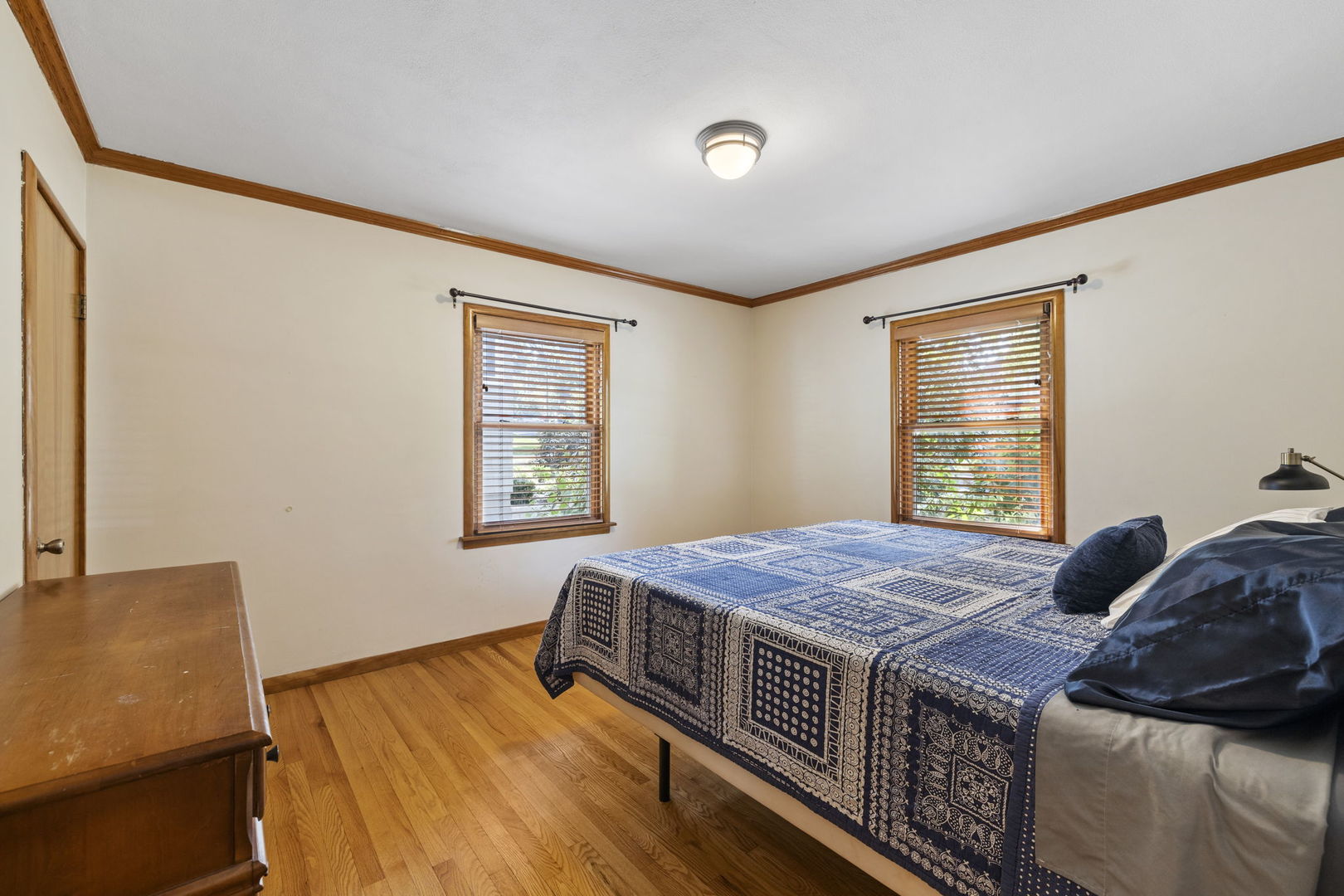 438 S Wright Street, Naperville, IL 60540