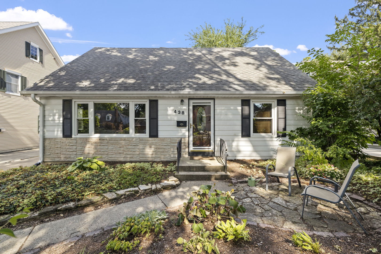 438 S Wright Street, Naperville, IL 60540