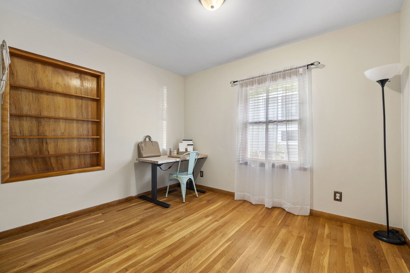 438 S Wright Street, Naperville, IL 60540