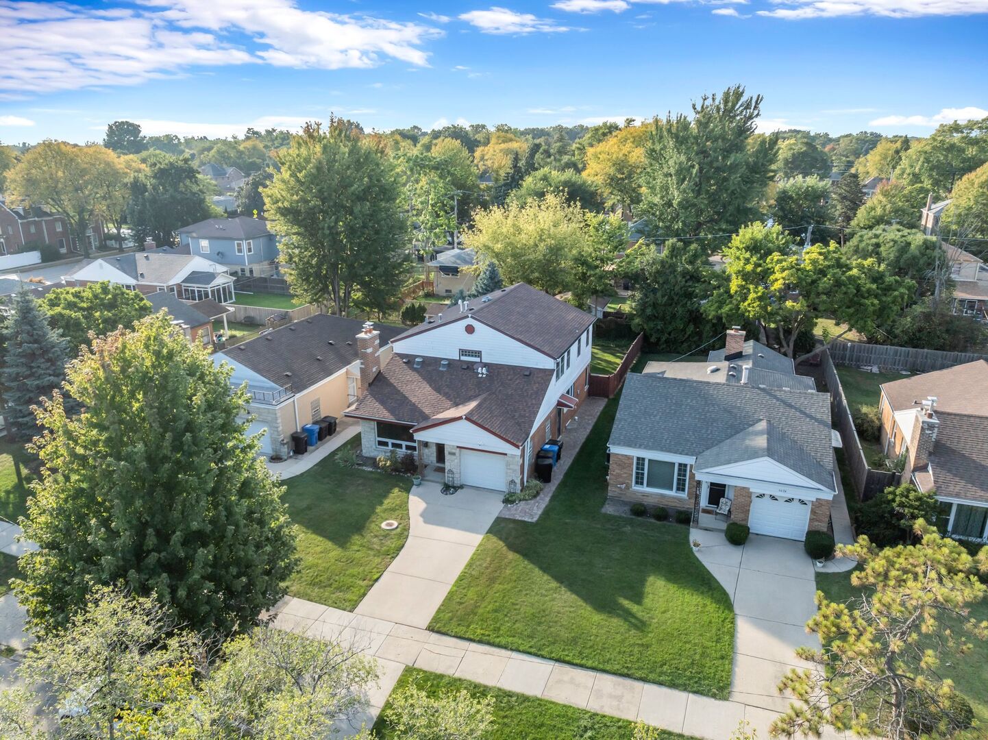 6020 N Landers Avenue, Chicago, IL 60646