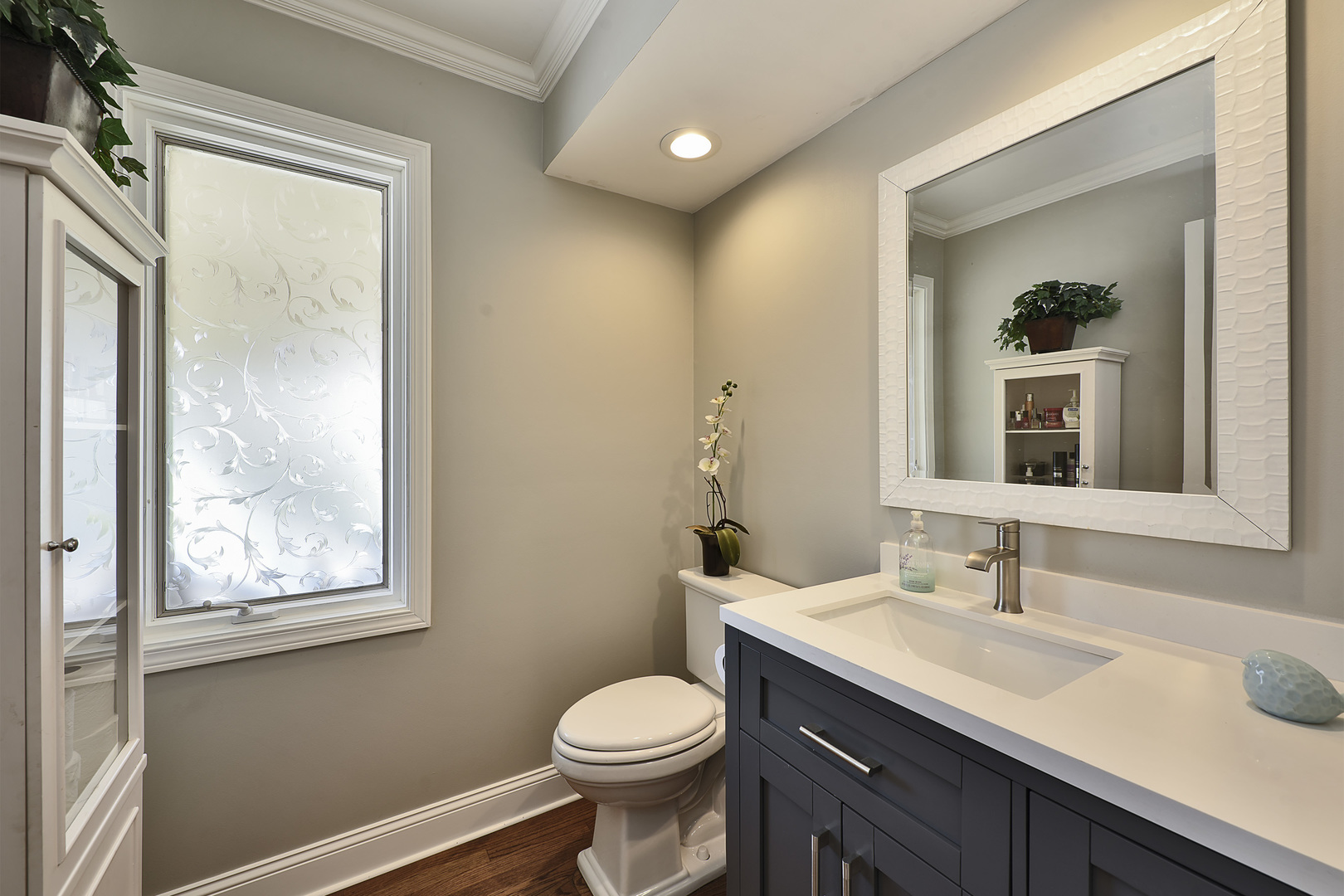 2022 Abbotsford Drive, Inverness, IL 60010