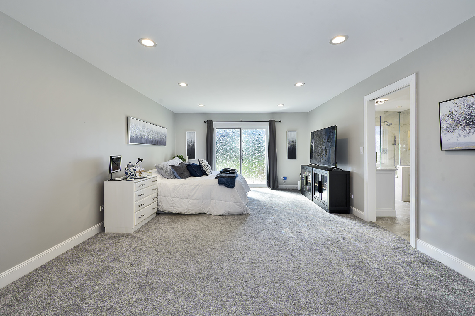 2022 Abbotsford Drive, Inverness, IL 60010