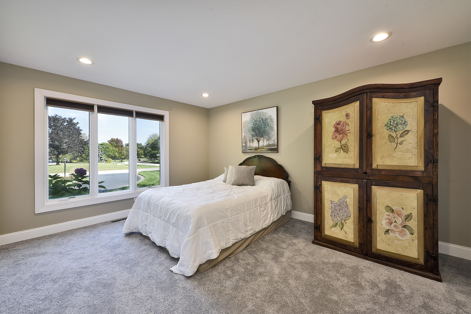 2022 Abbotsford Drive, Inverness, IL 60010