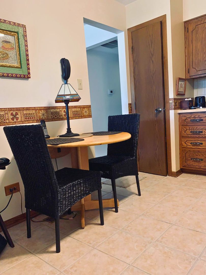 16001 Eagle Ridge Drive #1S, Tinley Park, IL 60477