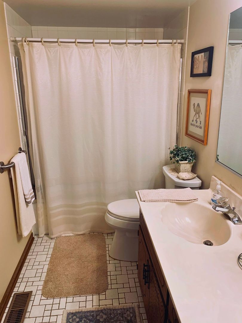 16001 Eagle Ridge Drive #1S, Tinley Park, IL 60477