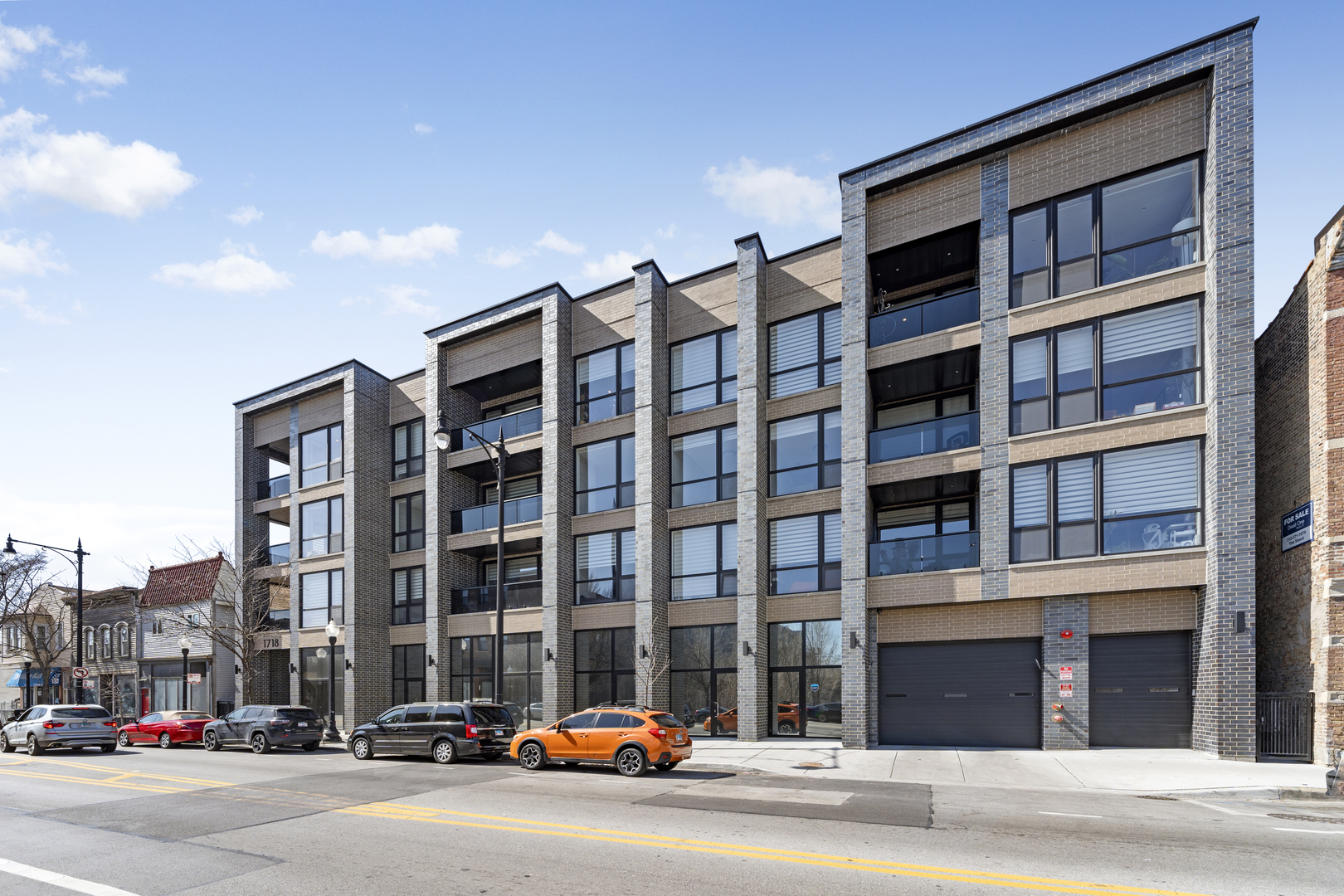 1718 S Halsted Street #201, Chicago, IL 60608