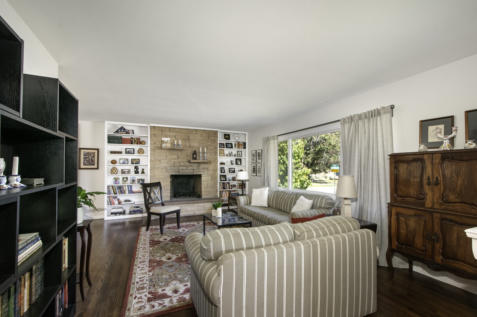 604 S Grant Avenue, Villa Park, IL 60181