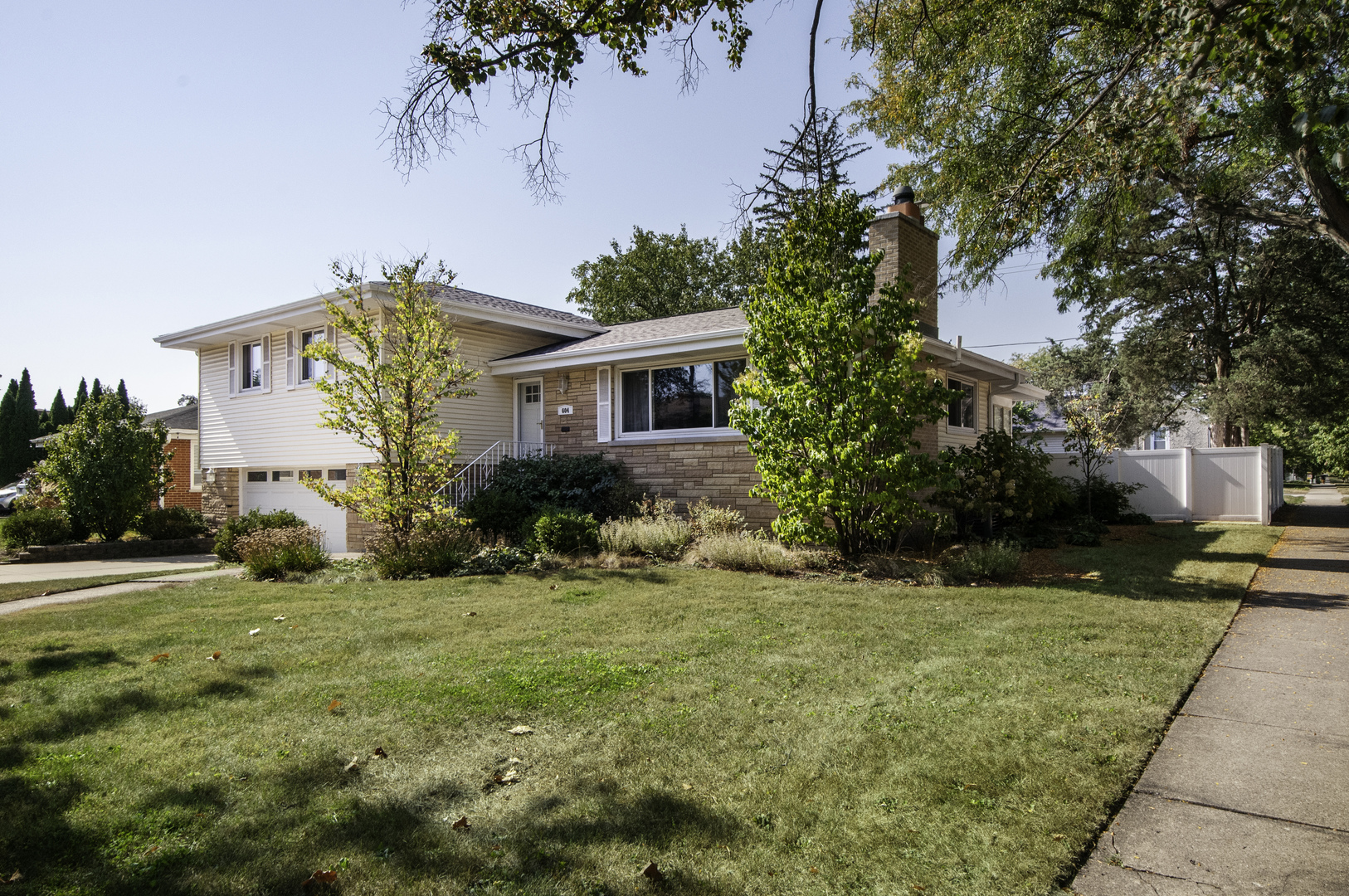 604 S Grant Avenue, Villa Park, IL 60181