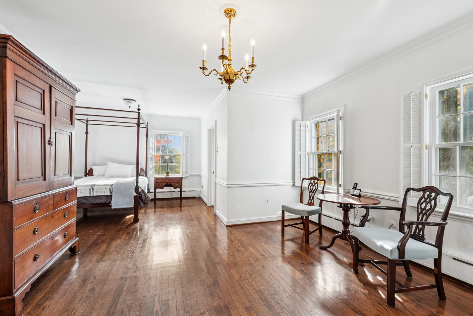 1053 Laurie Lane, Burr Ridge, IL 60527