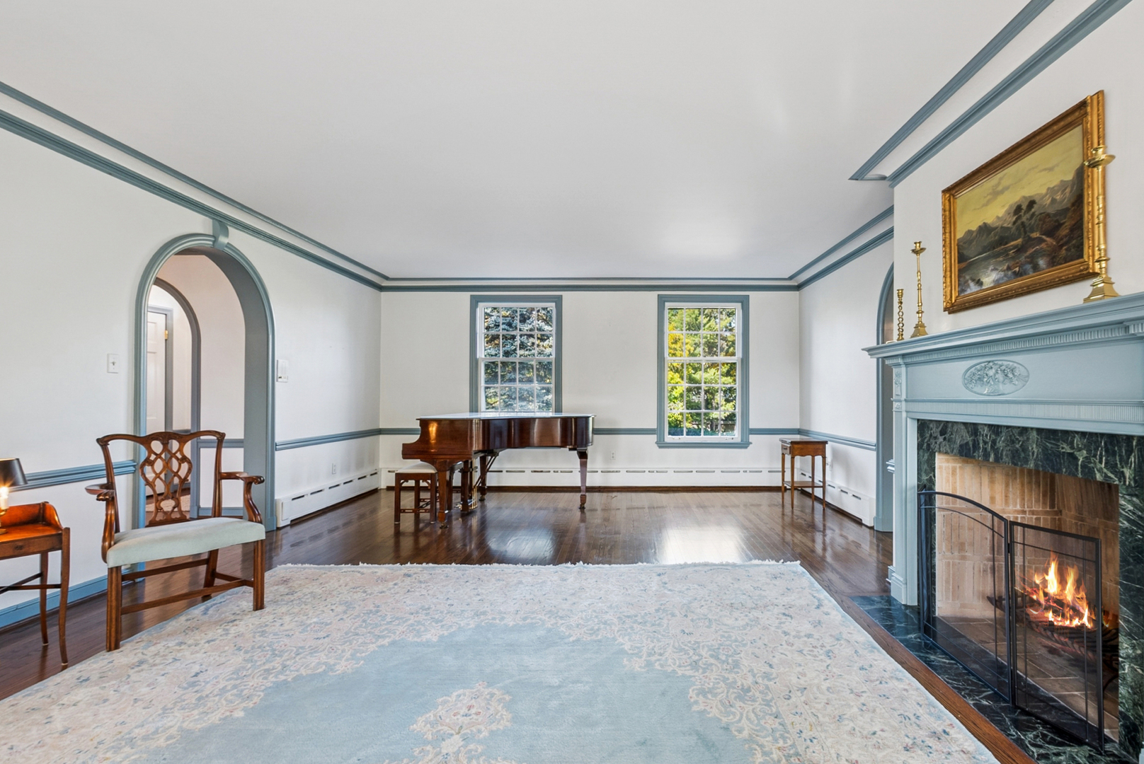 1053 Laurie Lane, Burr Ridge, IL 60527