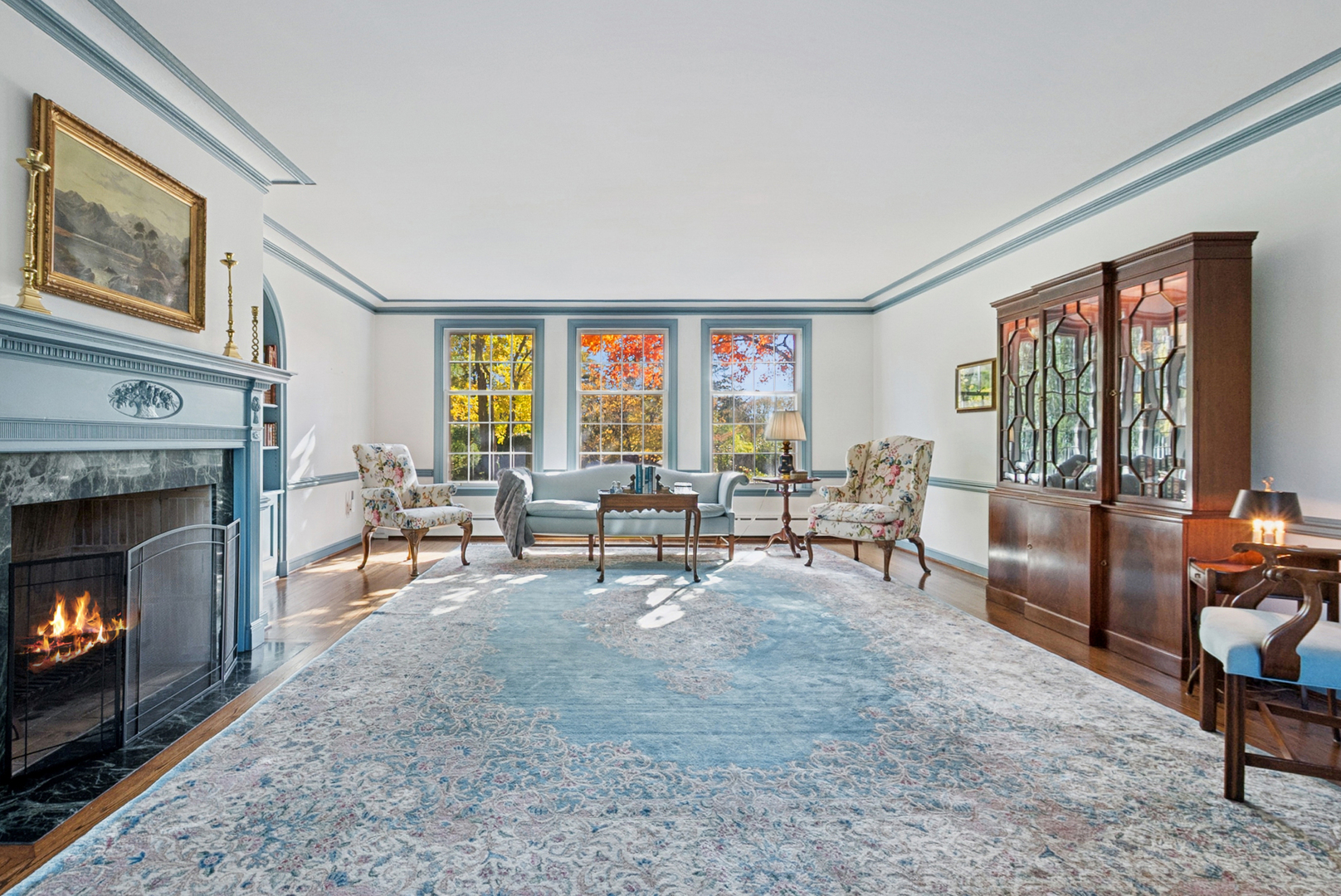 1053 Laurie Lane, Burr Ridge, IL 60527