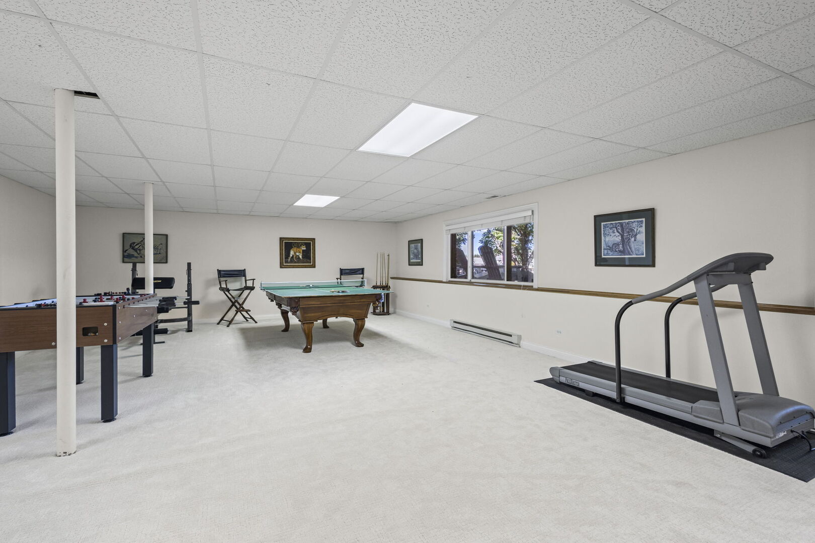 21787 W Vernon Ridge Drive, Mundelein, IL 60060