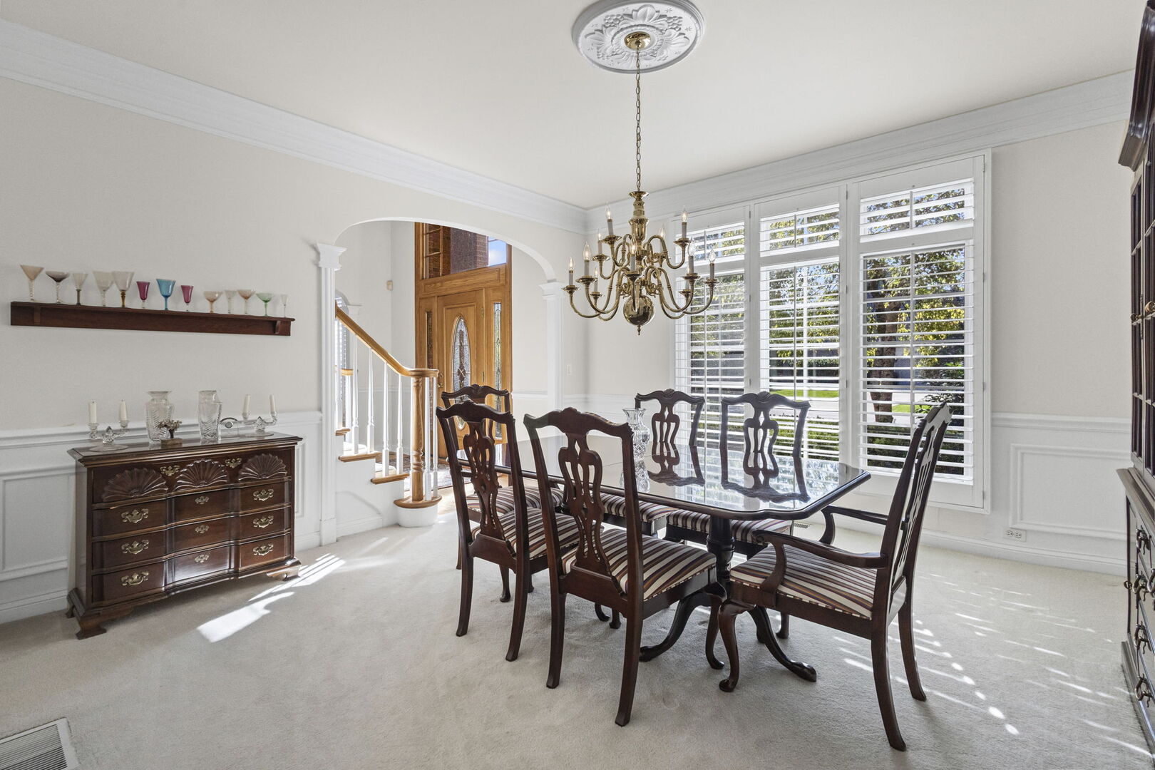 21787 W Vernon Ridge Drive, Mundelein, IL 60060