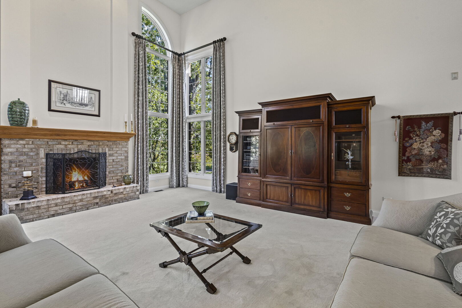 21787 W Vernon Ridge Drive, Mundelein, IL 60060