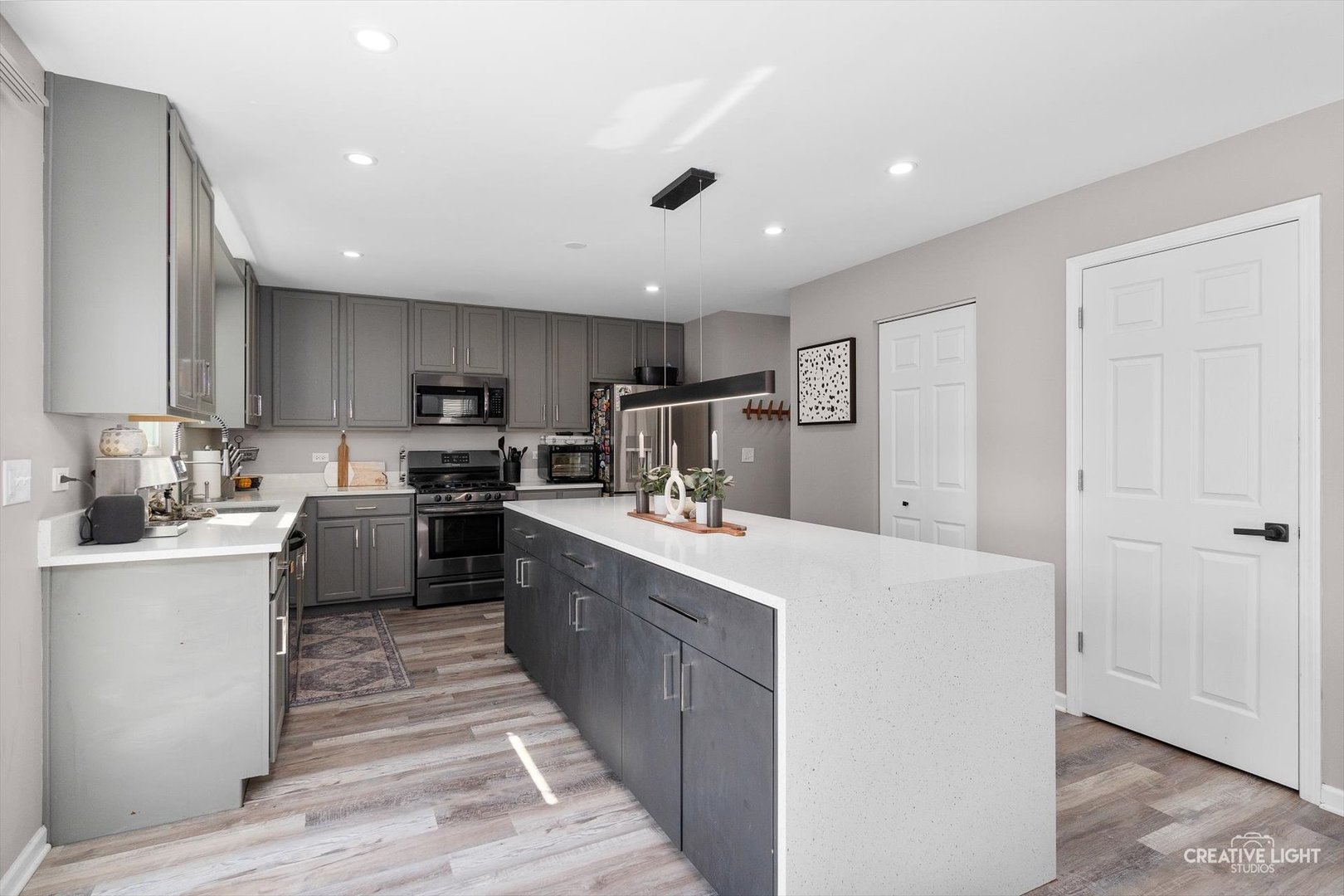 8102 Wood River Street, Joliet, IL 60431