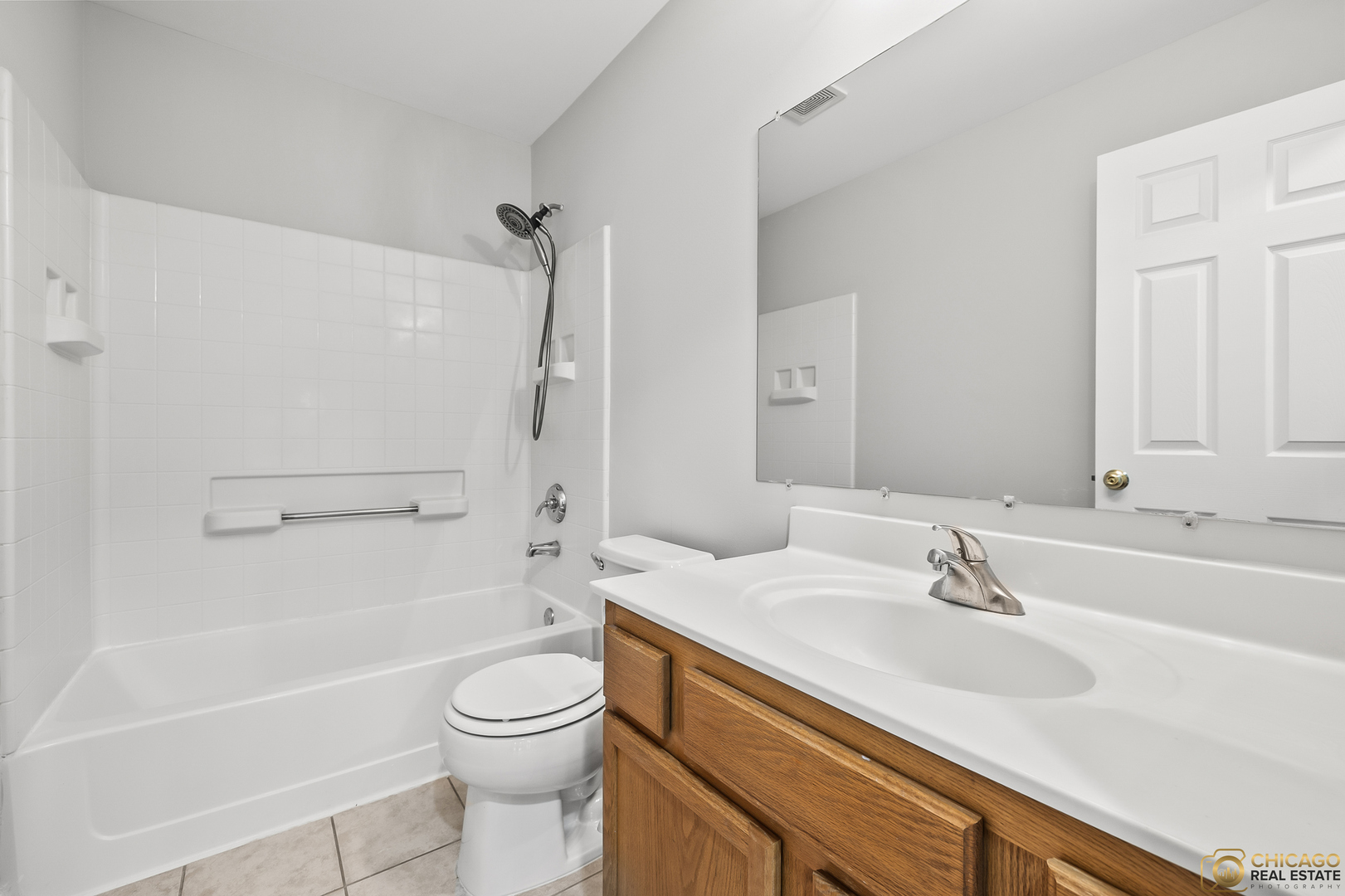 600 Creekside Circle #600, Gurnee, IL 60031