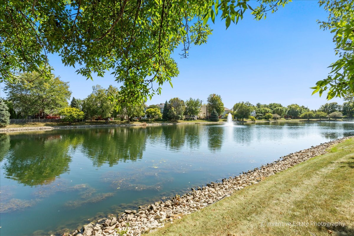 357 Wedgewood Circle, Romeoville, IL 60446