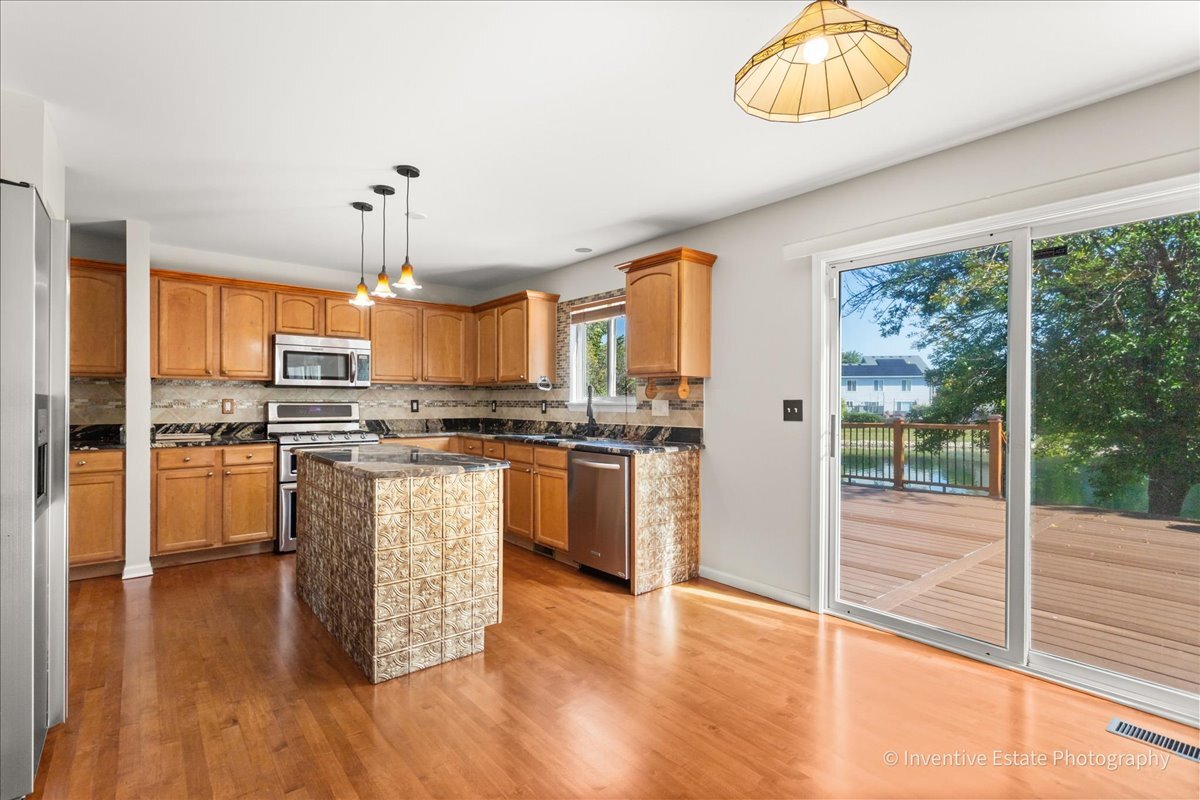 357 Wedgewood Circle, Romeoville, IL 60446