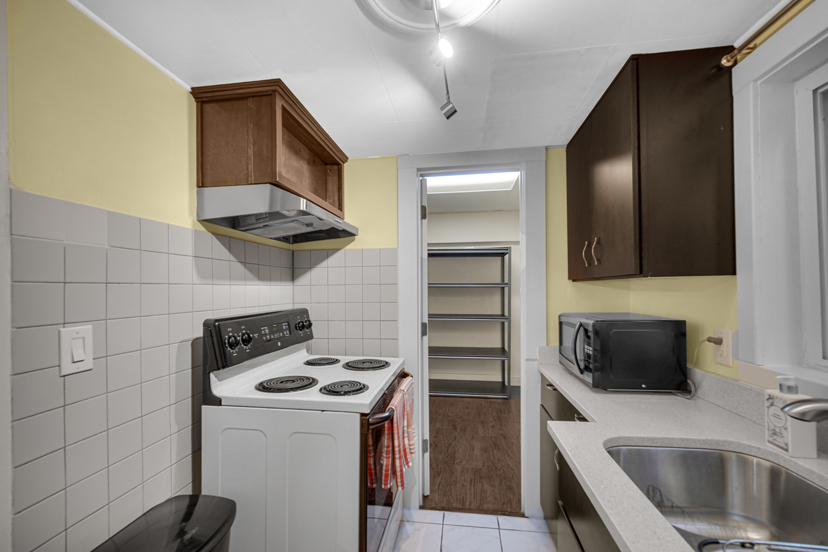 337 S Brewster Avenue, Lombard, IL 60148