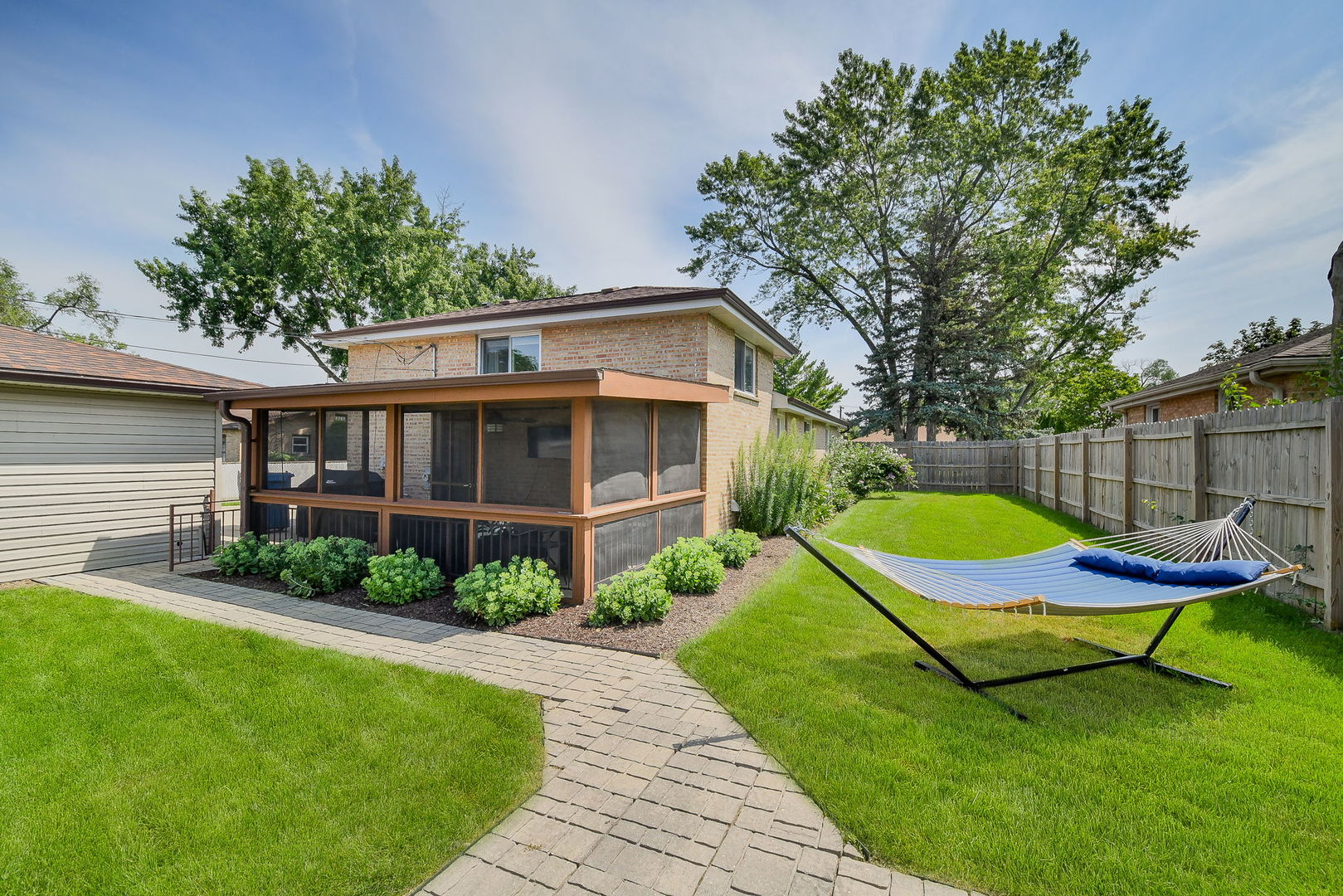 744 N Neva Avenue, Addison, IL 60101