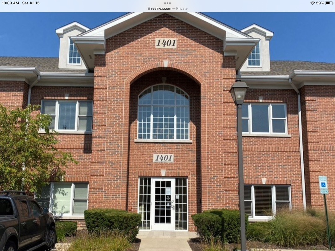 1401 McHenry Road #124, Buffalo Grove, IL 60089