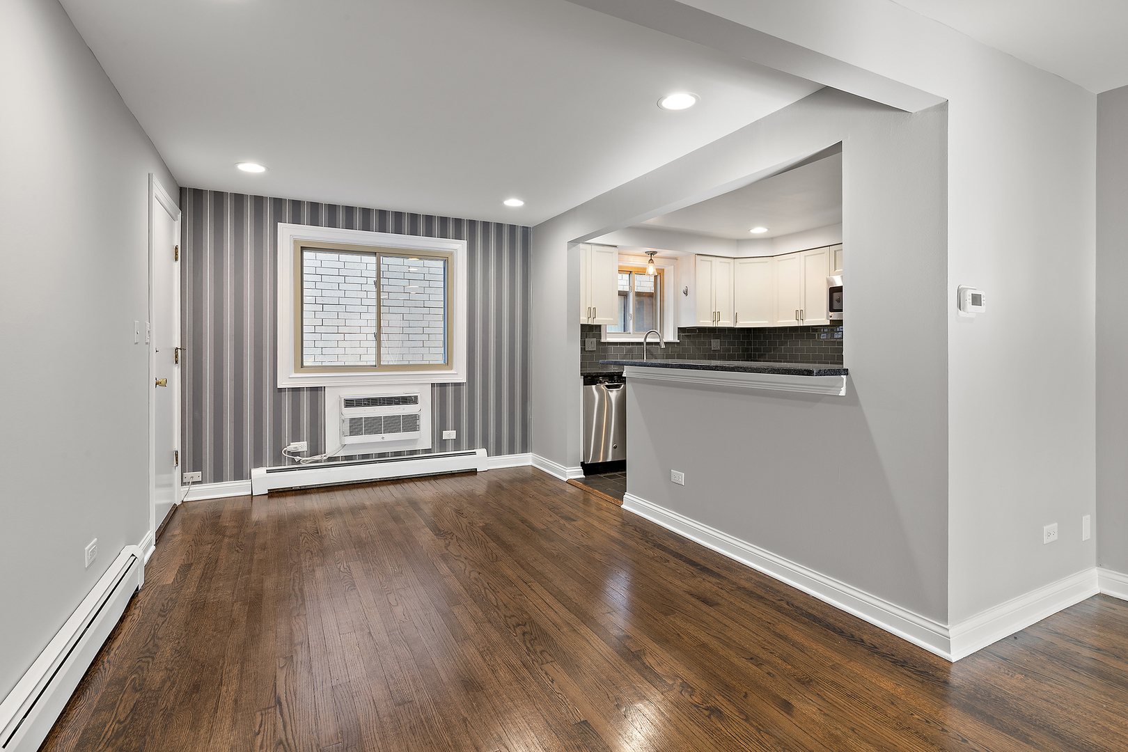 6852 N Northwest Highway #2B, Chicago, IL 60631