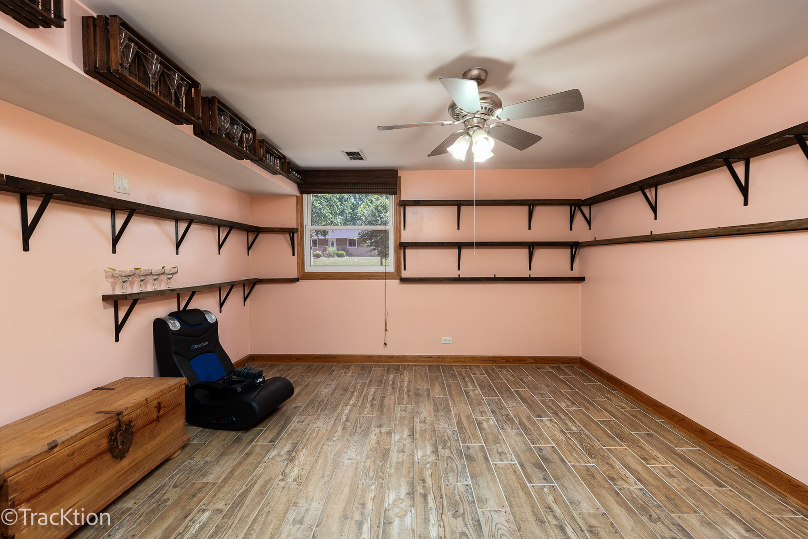 7004 Roberts Drive, Woodridge, IL 60517