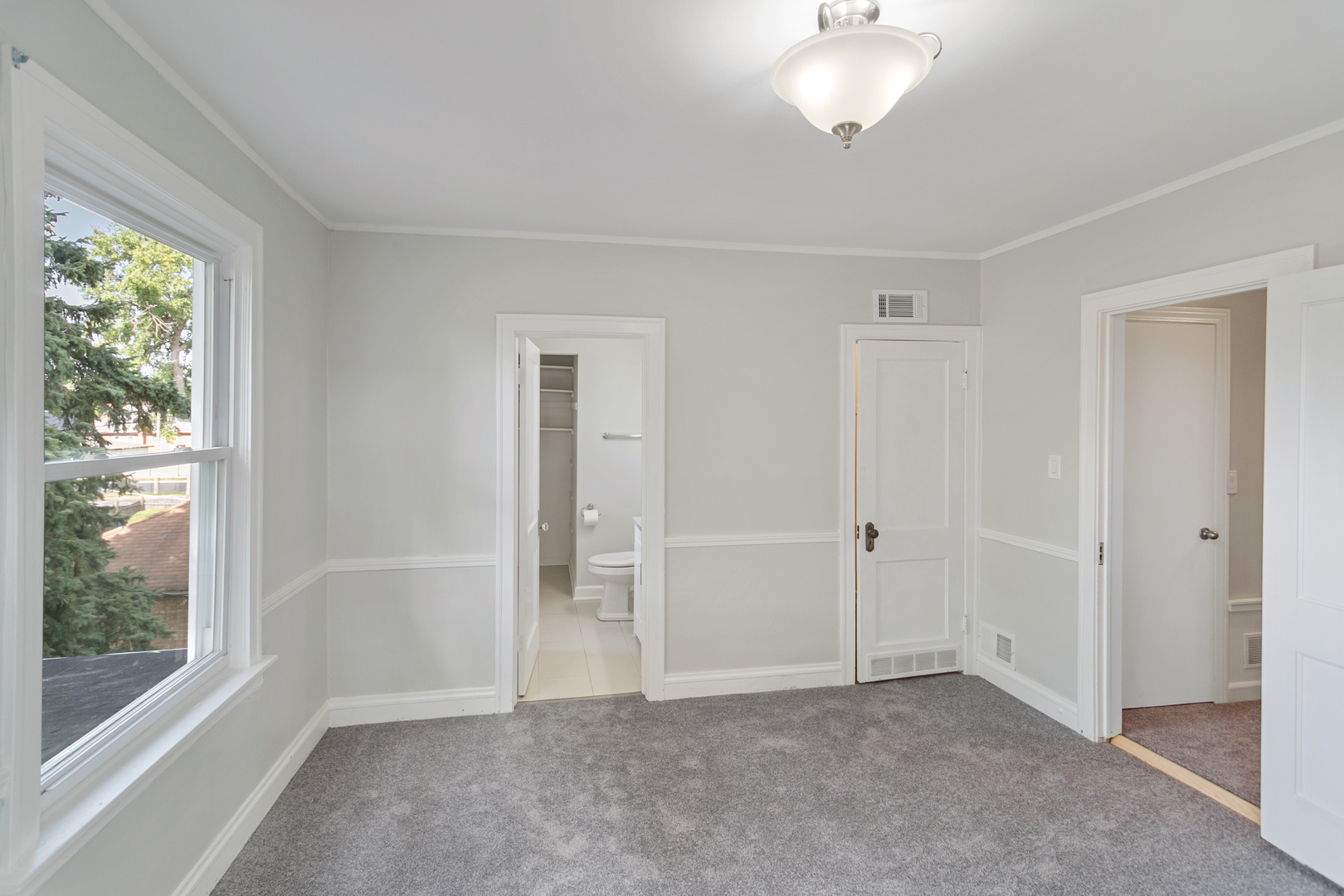 9412 S Homan Avenue, Evergreen Park, IL 60805