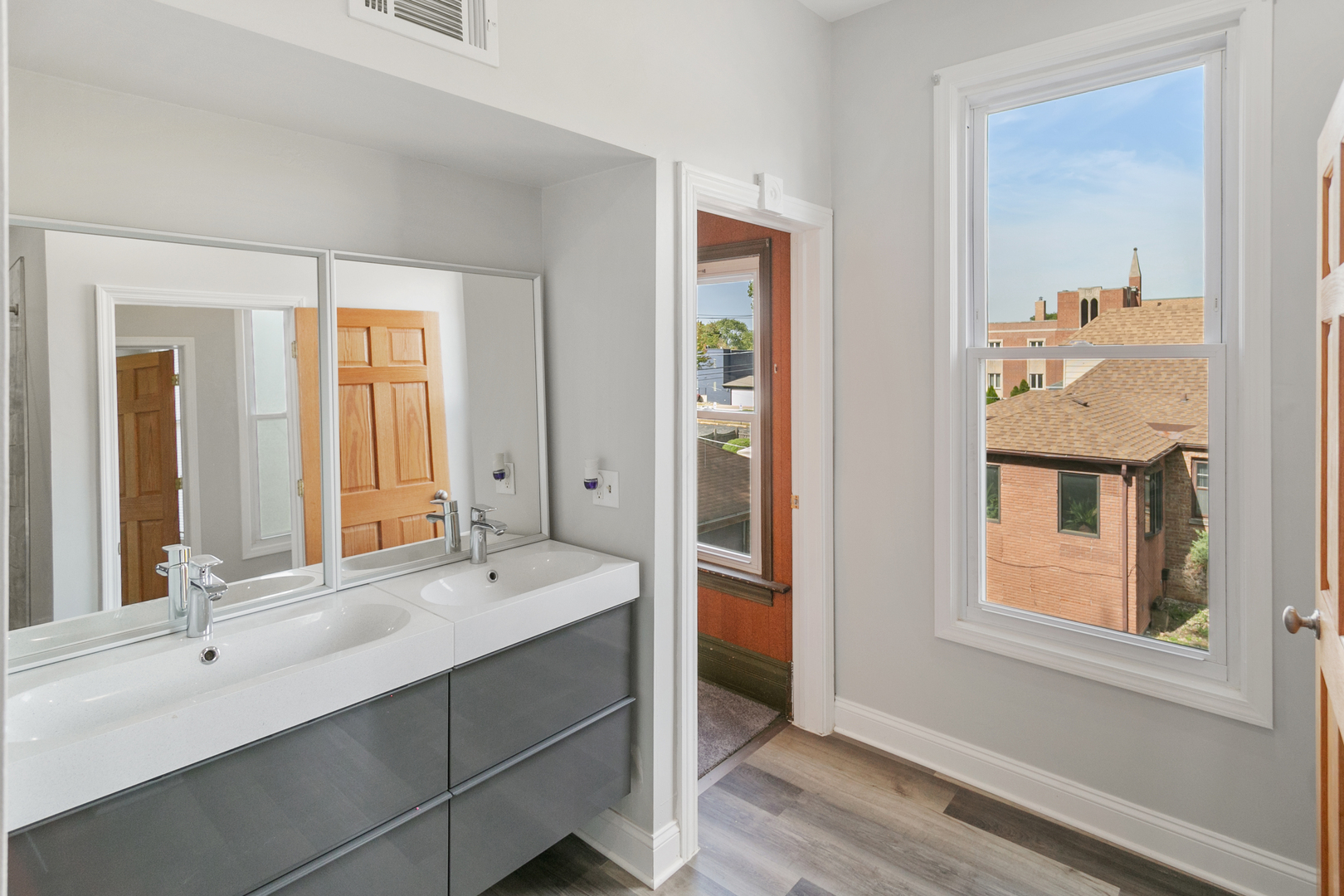 9412 S Homan Avenue, Evergreen Park, IL 60805