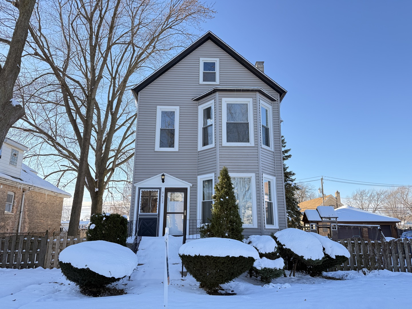 9412 S Homan Avenue, Evergreen Park, IL 60805