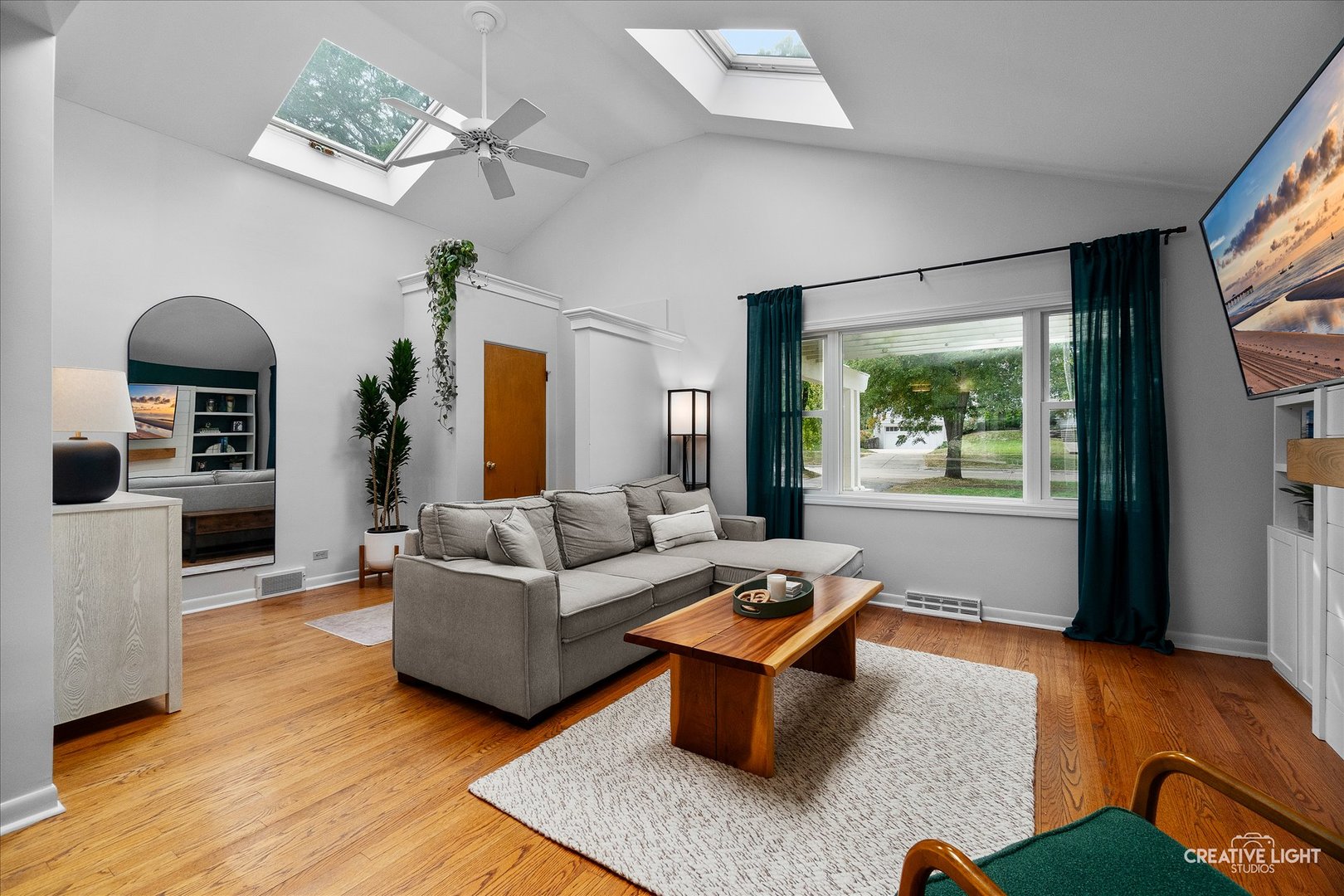 243 Bryant Avenue, Glen Ellyn, IL 60137