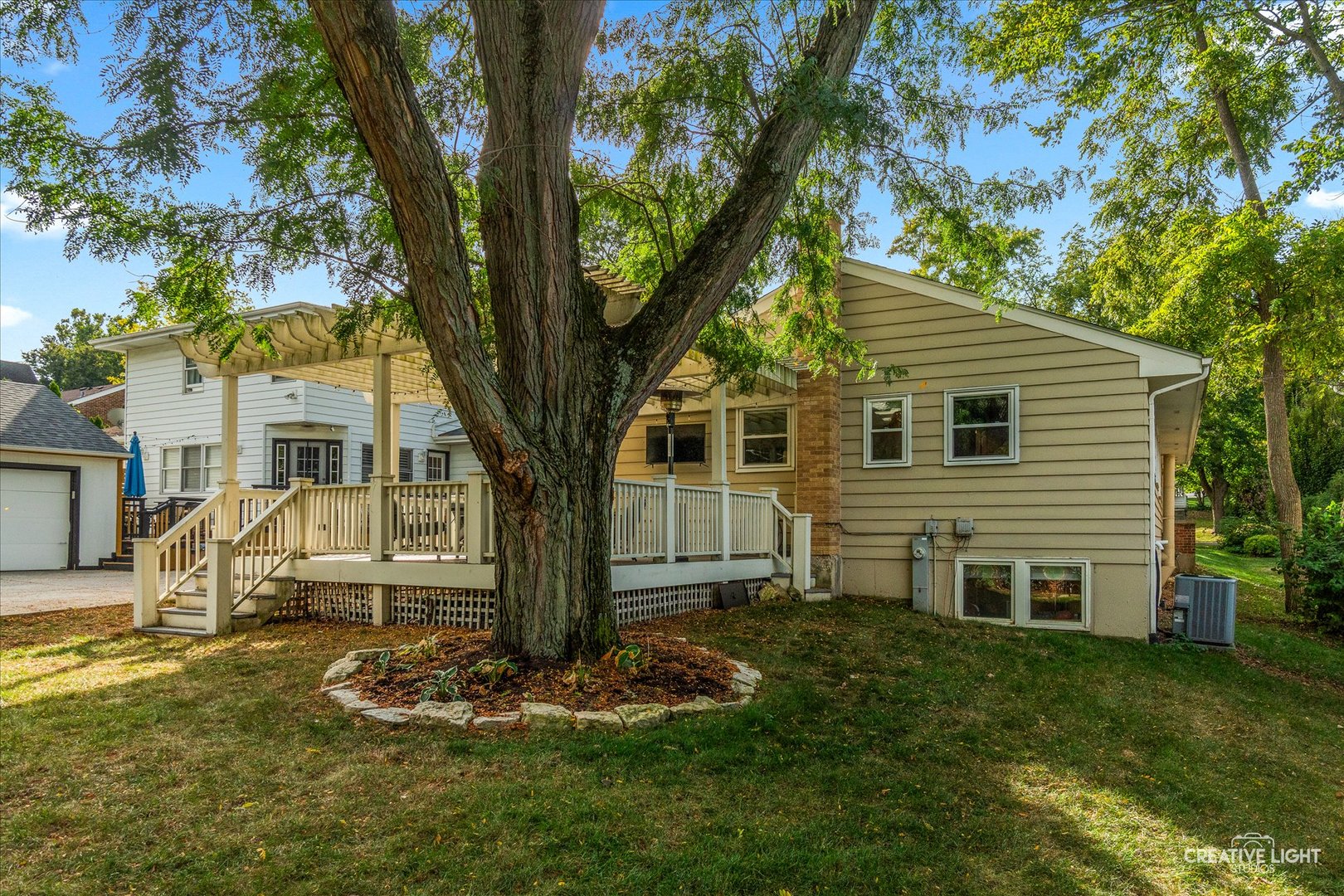 243 Bryant Avenue, Glen Ellyn, IL 60137