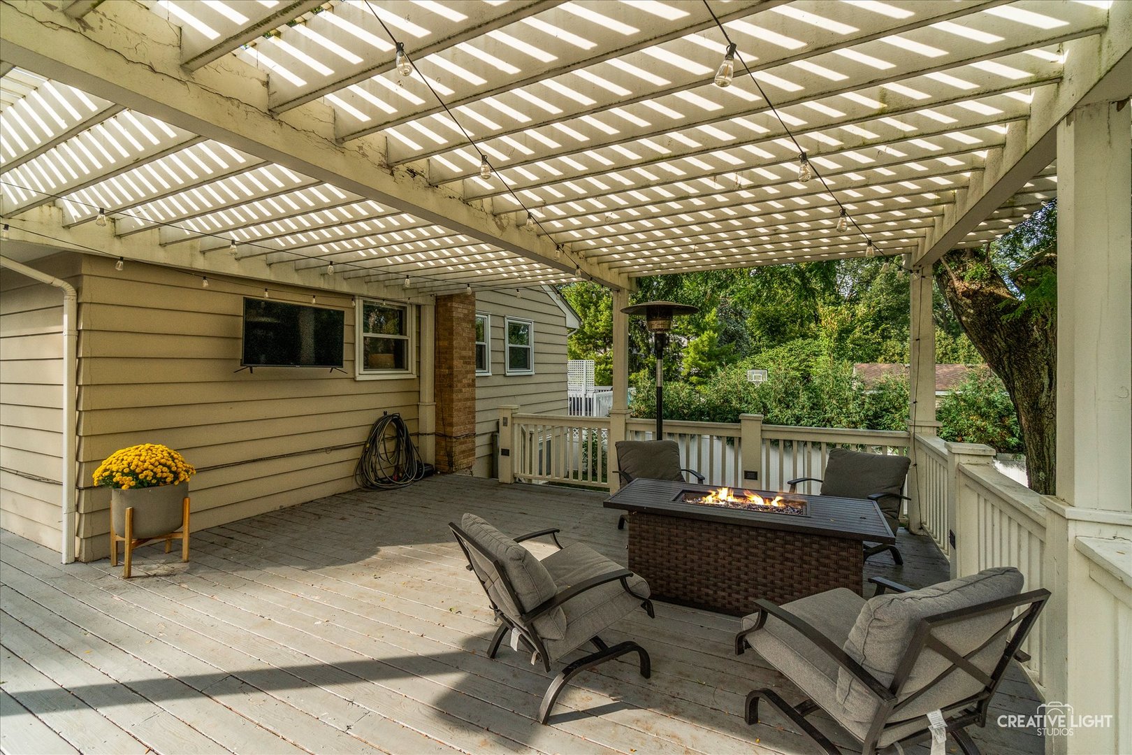 243 Bryant Avenue, Glen Ellyn, IL 60137