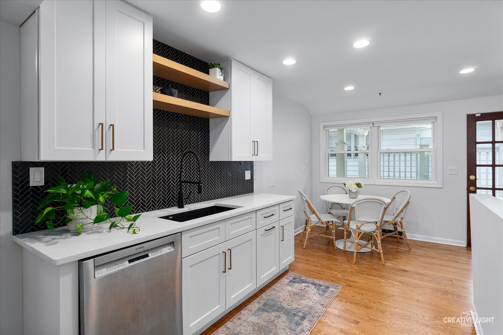 243 Bryant Avenue, Glen Ellyn, IL 60137