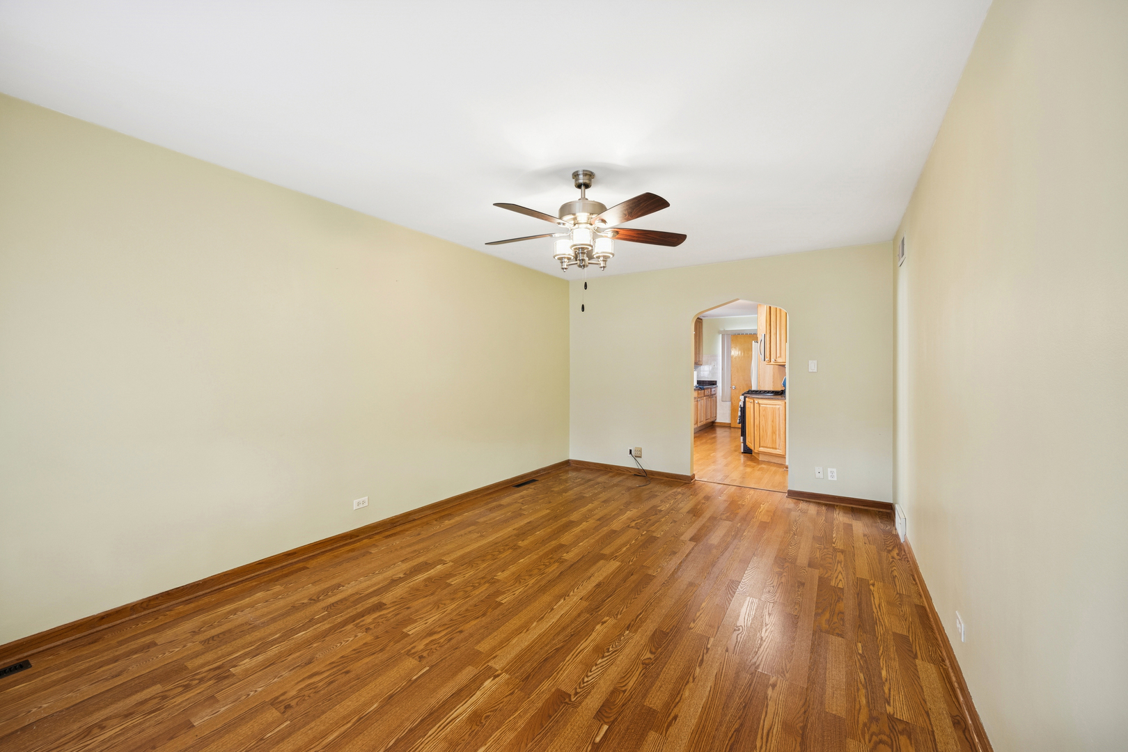 2245 Northgate Avenue, North Riverside, IL 60546