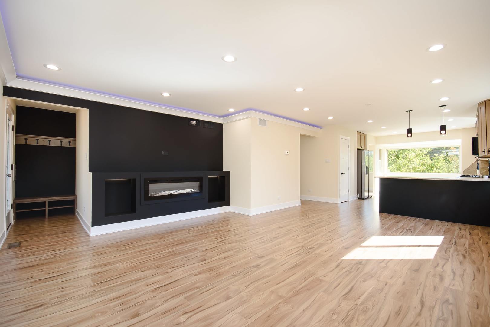 18439 Marshfield Avenue, Homewood, IL 60430