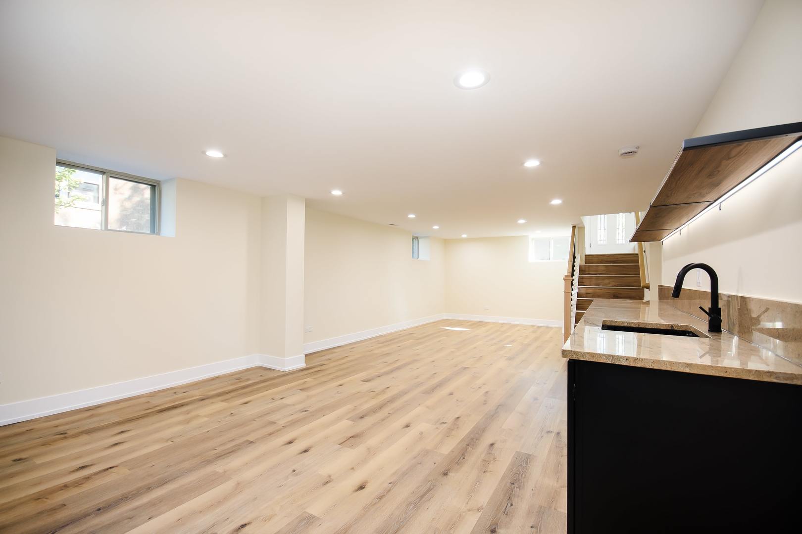 18439 Marshfield Avenue, Homewood, IL 60430