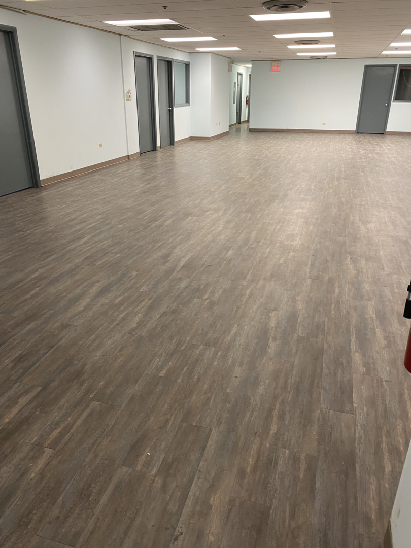 543 W Algonquin Road, Arlington Heights, IL 60005