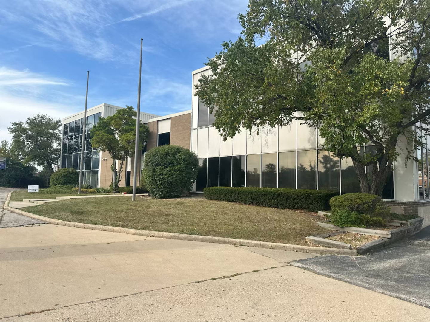 543 W Algonquin Road, Arlington Heights, IL 60005